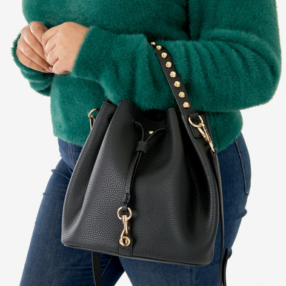 BLACK AND GOLD STUDDED BAG